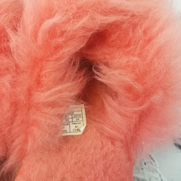 Ugg neon coral peach shearling  scruff slides slippers - Picture 10 of 11